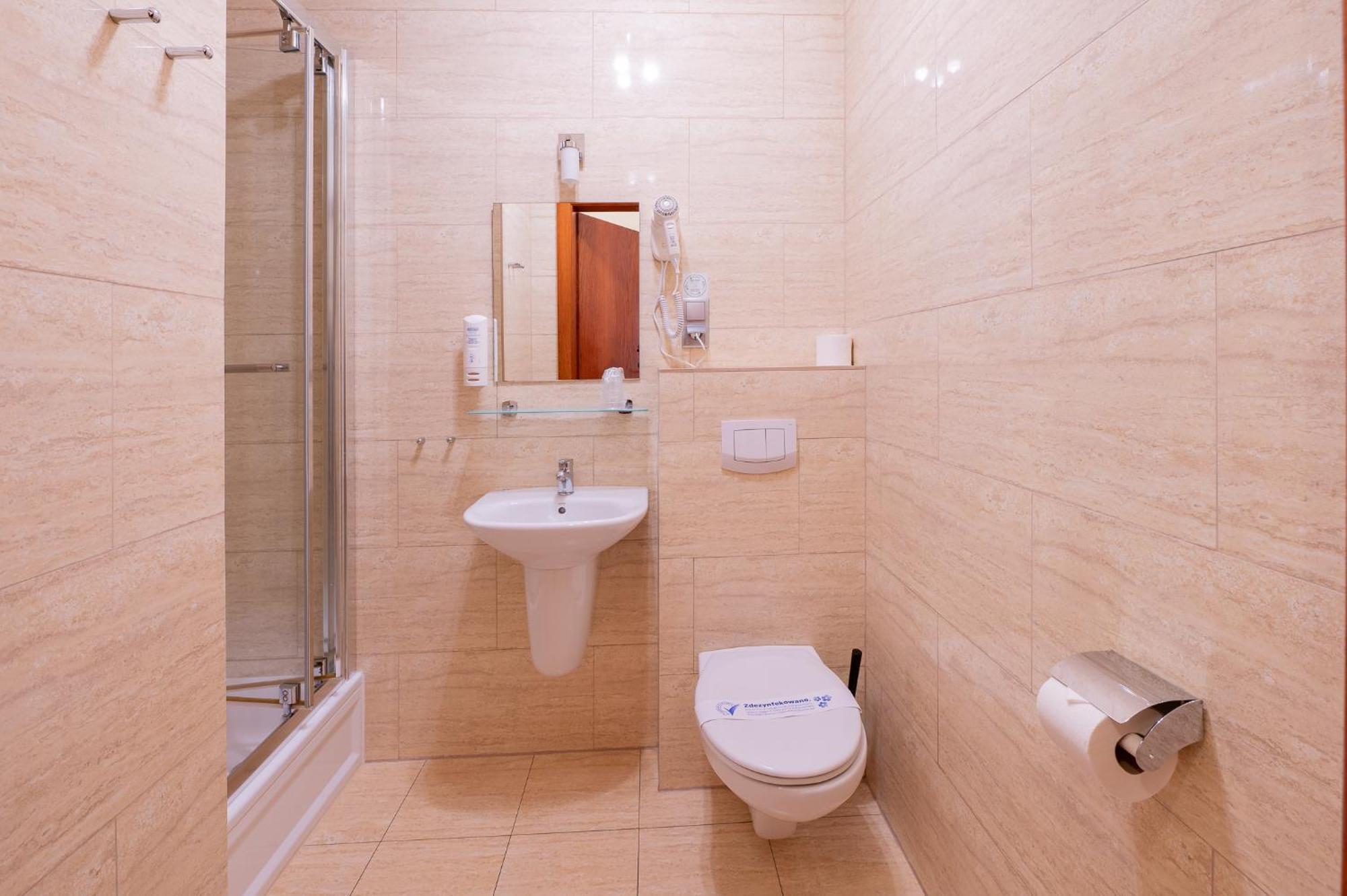 Hotel Reslinski 3*